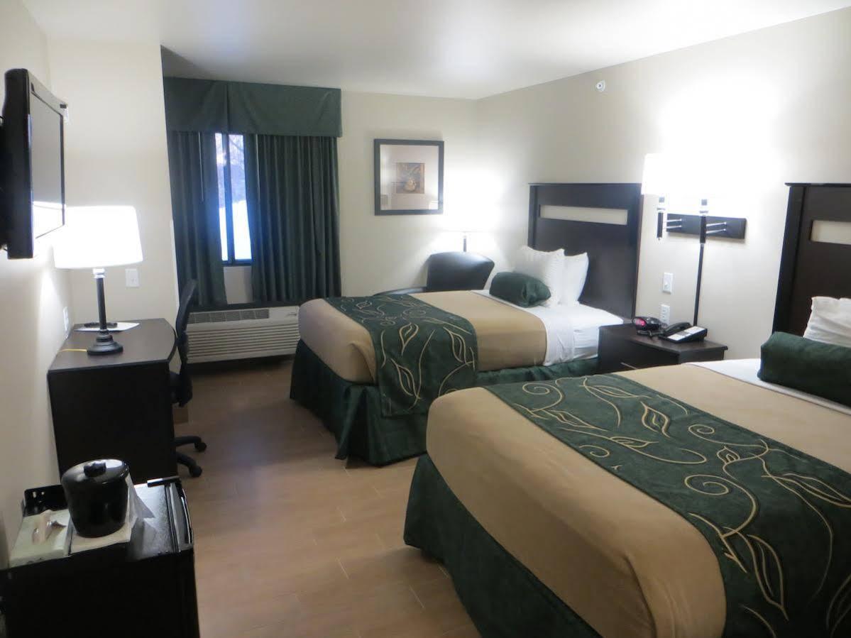 Baymont By Wyndham Glenwood Hotell Eksteriør bilde